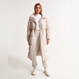 Abercrombie & Fitch Ultra Puffer Jacket